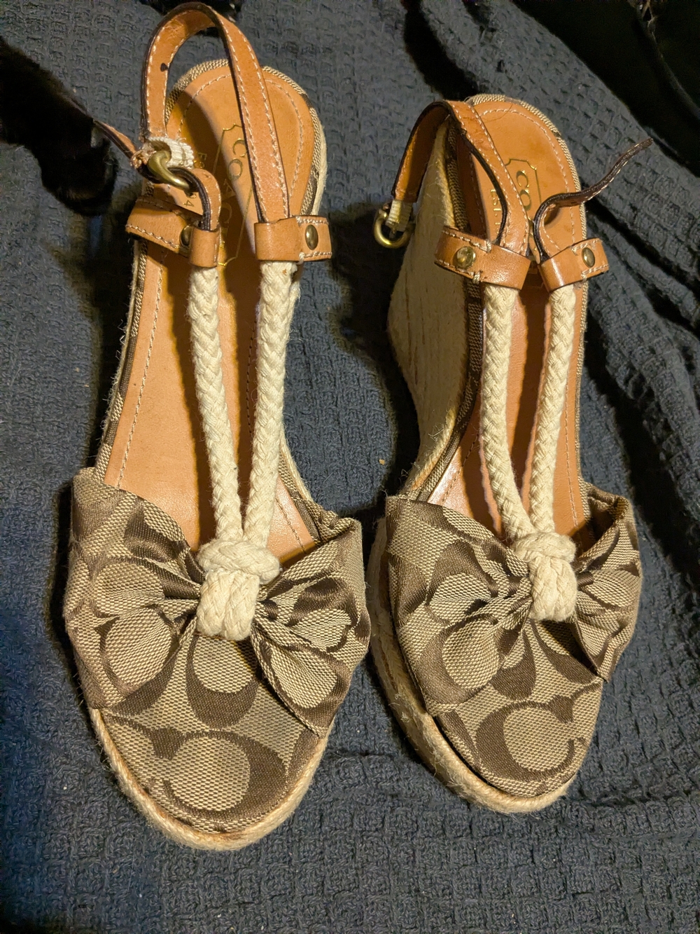 Coach Catalina size 7 Brown Signature Canvas Espadrille Wedges with Rope T-Strap